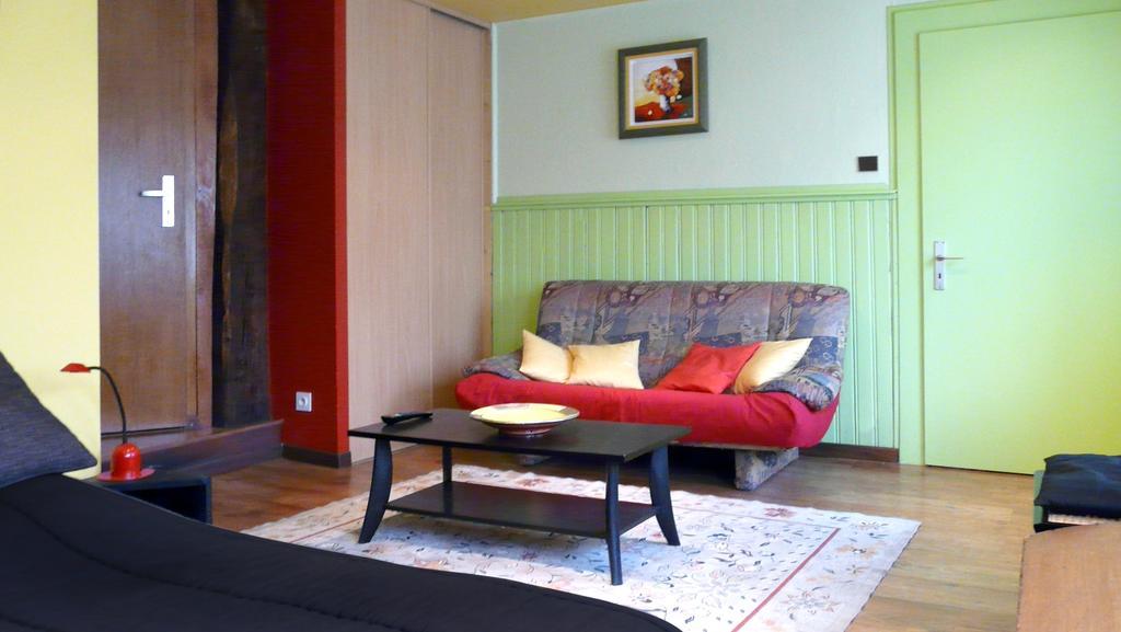 Lina et Anaë Villa Saint-Nabor Exteriör bild